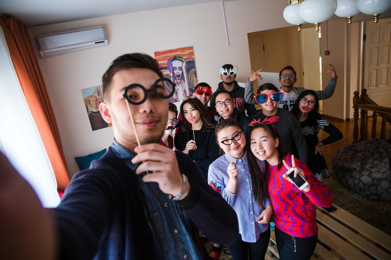 Interhouse Almaty Exterior foto